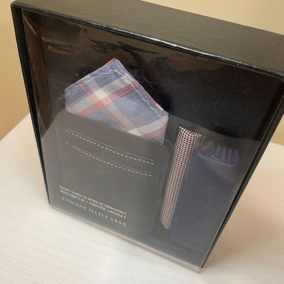 Saks Fifth Avenue Gift Set - 3 Assorted Pocket Squares and ID Card Case - New - Picture 2 of 4
